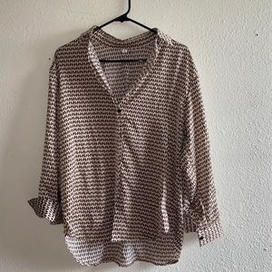 Pattern button down top